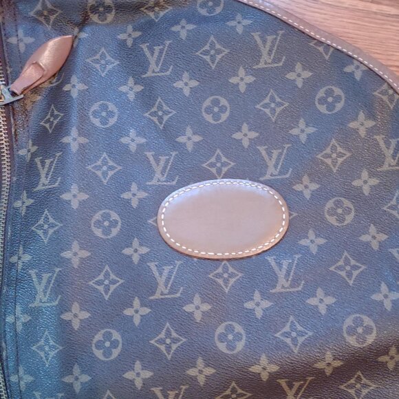 Authentic Louis Vuitton garment bag - Picture 2 of 6